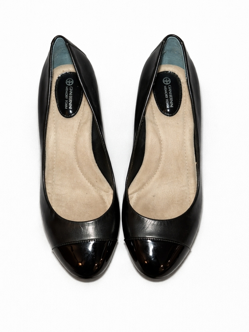 Giani Bernini Black Leather Ballet Flats with Patent Cap Toe